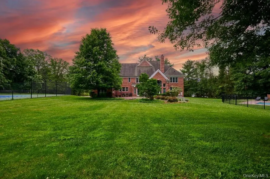 637 S Mountain Road, New City, NY 10956 - Image #3