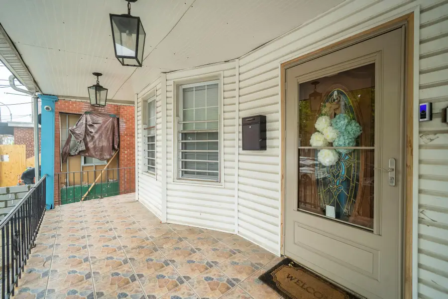 10421 Lefferts Boulevard, South Richmond Hill, NY 11419 - Image #3