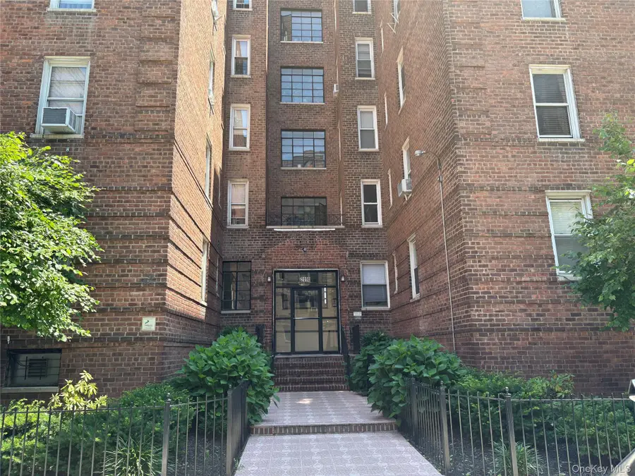 2090 Barnes Avenue #4D, Bronx, NY 10462 - Image #2