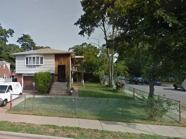 89 Elmwood Avenue, Roosevelt, NY 11575