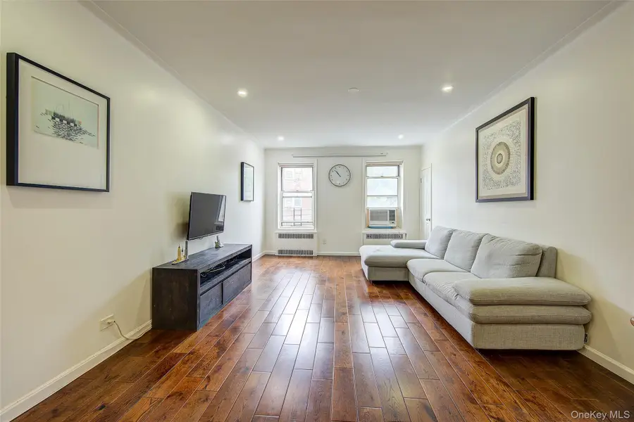 111-39 76th Road #E2, Forest Hills, NY 11375 - Image #2