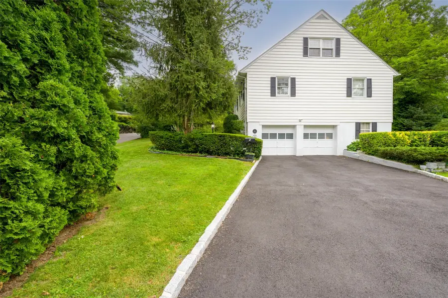 9 Martin Road, Yonkers, NY 10701 - Image #3