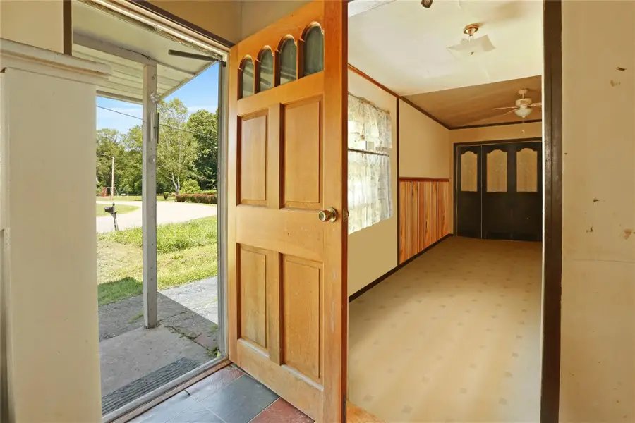 12 Park Circle, Mount Marion, NY 12456 - Image #2