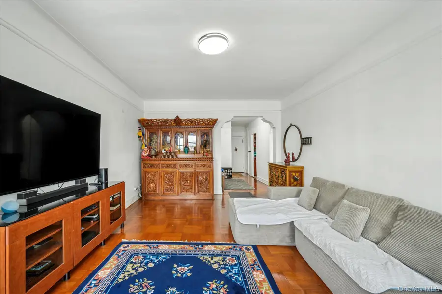 35-20 73rd Street #6R, Jackson Heights, NY 11372 - Image #2