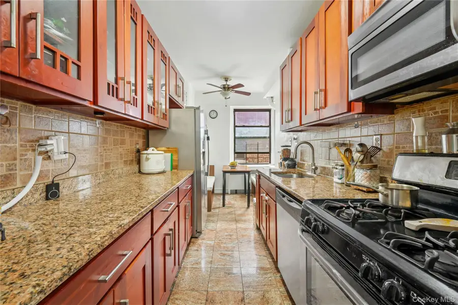 35-20 73rd Street #6R, Jackson Heights, NY 11372 - Image #3