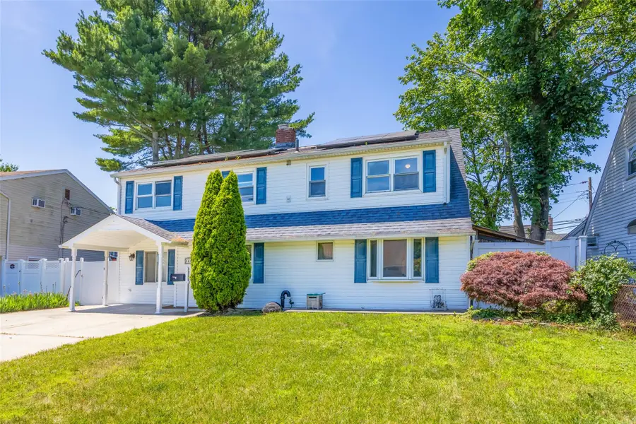 4 Wagon Lane, Levittown, NY 11756 - Image #3