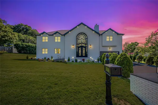 3 Fairview Lane, Glen Cove, NY 11542