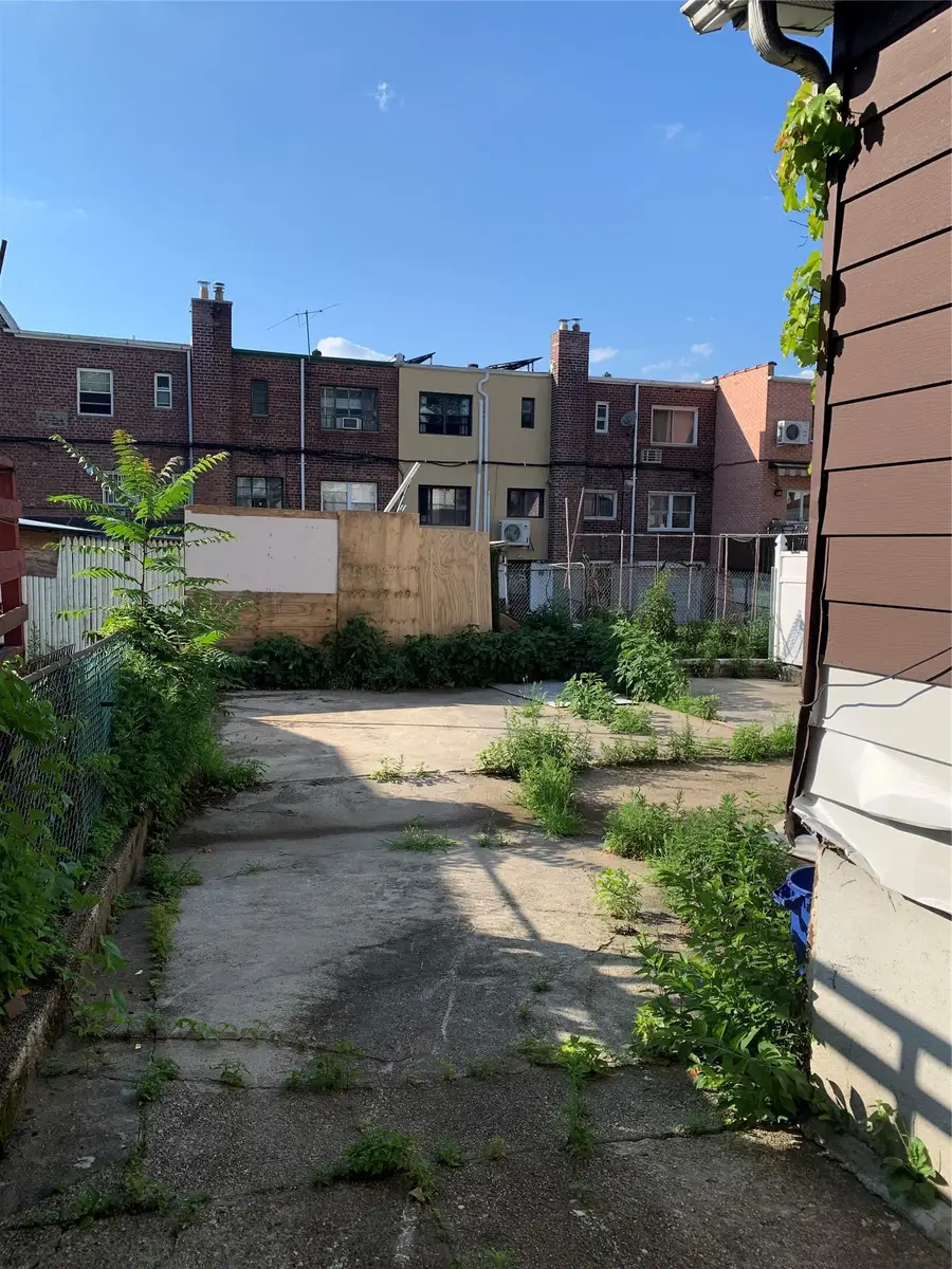 15205 79th Avenue, Flushing, NY 11367 - Image #3