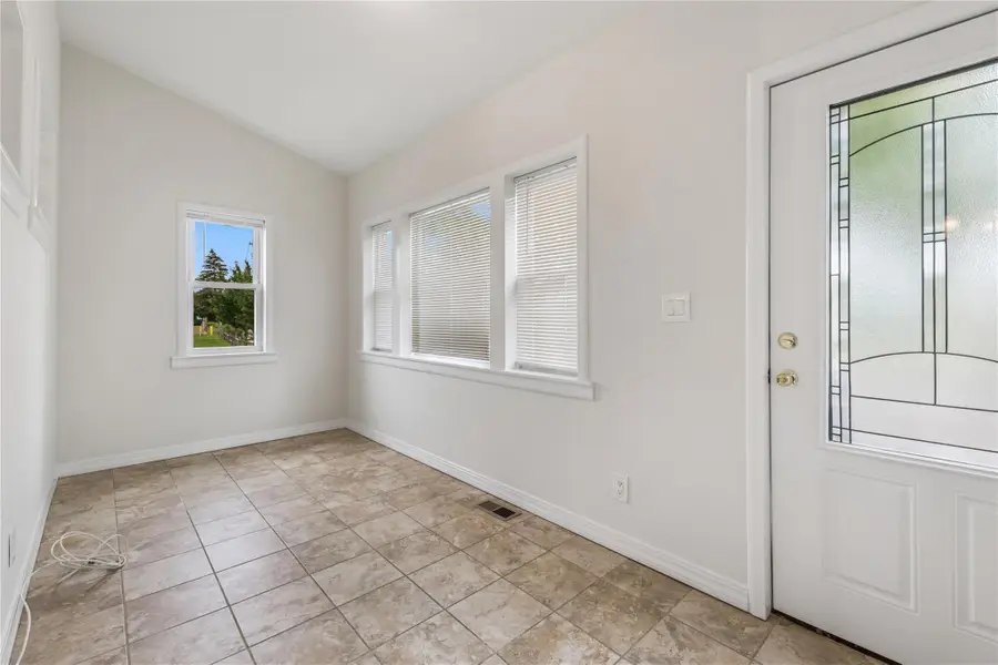 401 Ocean Avenue, Malverne, NY 11565 - Image #3