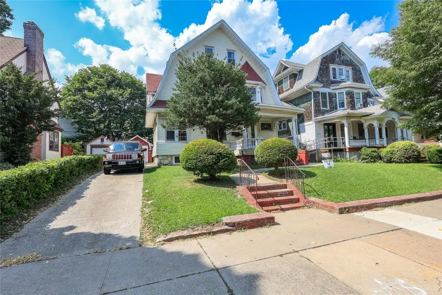 110-97 85th Avenue, Richmond Hill, NY 11418 - Image #2