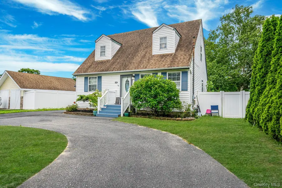 108A Union Avenue, Lake Ronkonkoma, NY 11779 - Image #3