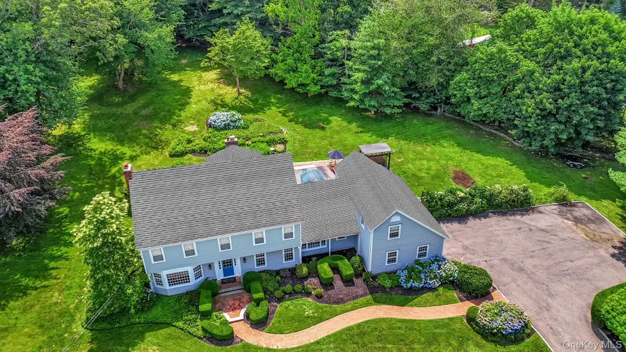 27 Van Wyck Lane, Lloyd Harbor, NY 11743 - Image #3