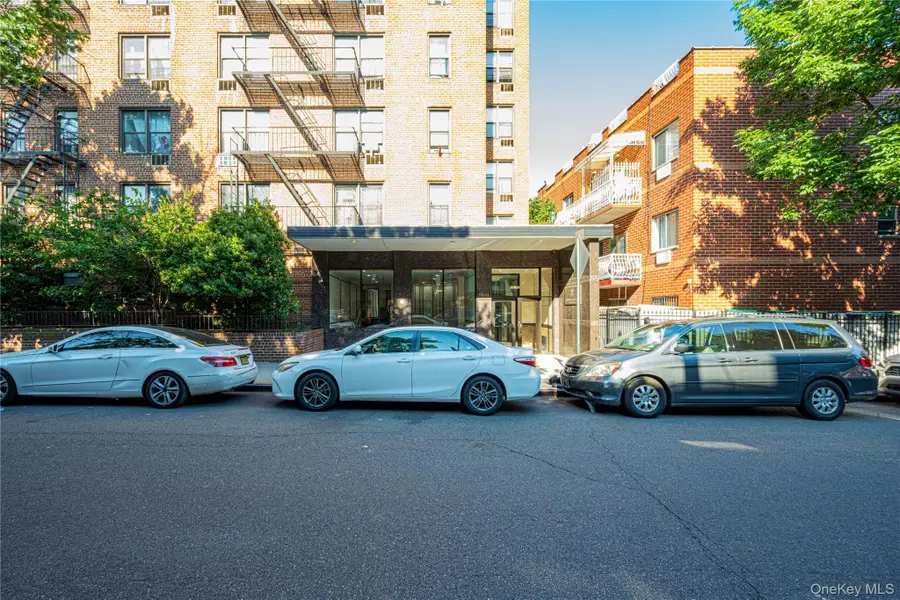 53-11 90 Street #1F, Elmhurst, NY 11373 - Image #2