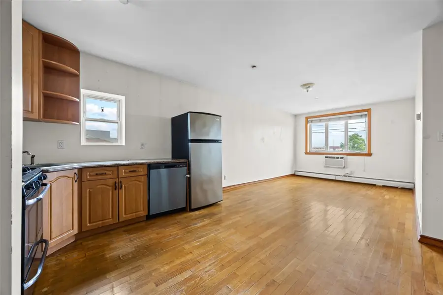 2560 Stillwell Avenue, Brooklyn, NY 11223 - Image #2