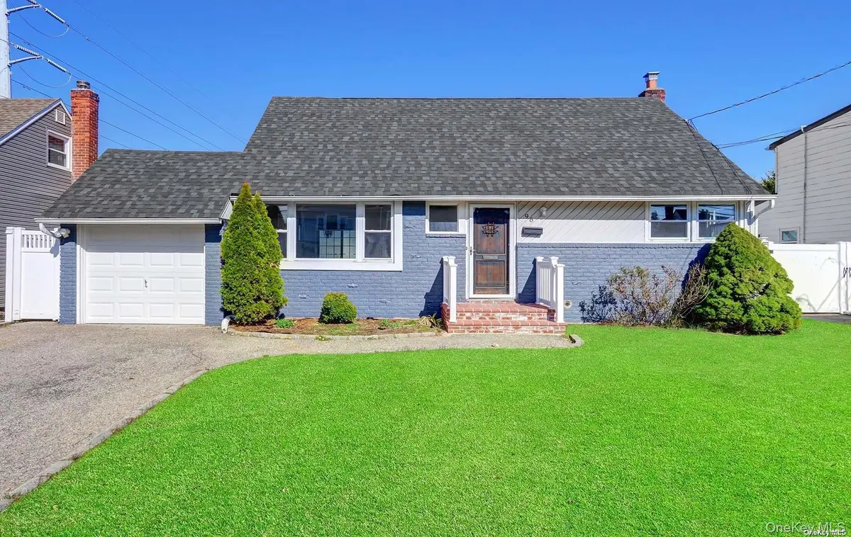 96 S Windhorst Avenue, Bethpage, NY 11714 - Image #1