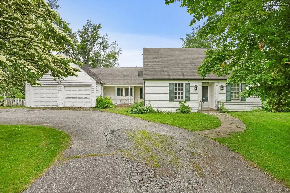 175 Old Quaker Hill Road, Pawling, NY 12564 - Image #1