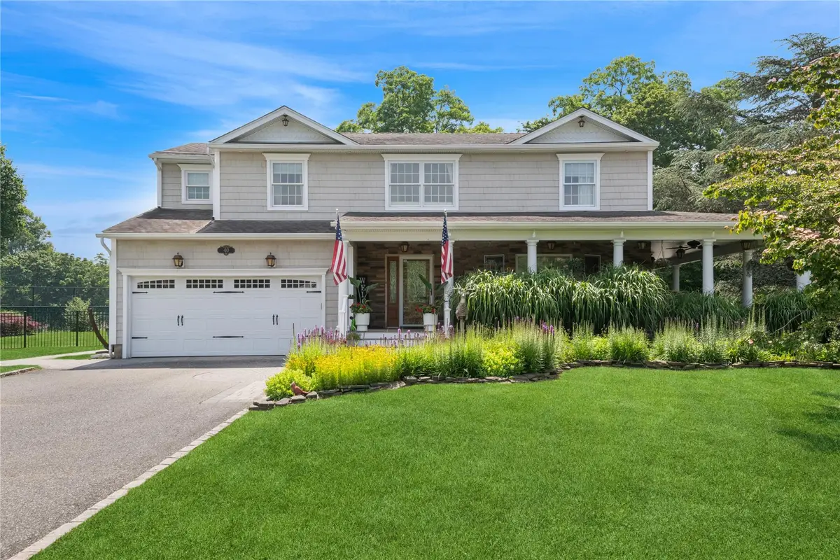 40 Spray Court, Bayport, NY 11705 - Image #1