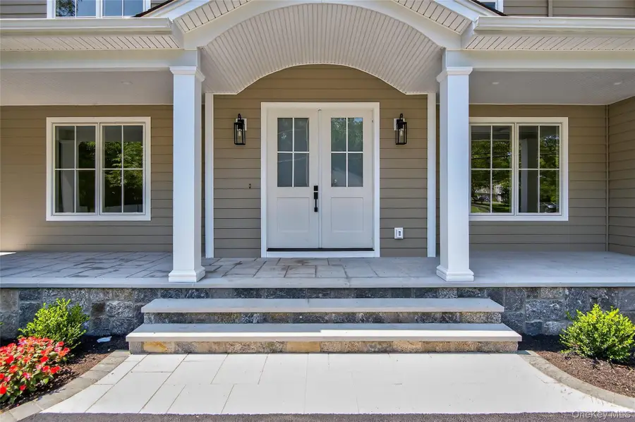 654 Caledonia Road, Dix Hills, NY 11746 - #3