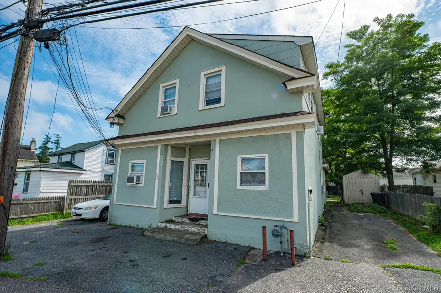 284 4th Avenue, Bay Shore, NY 11706 - Image #2