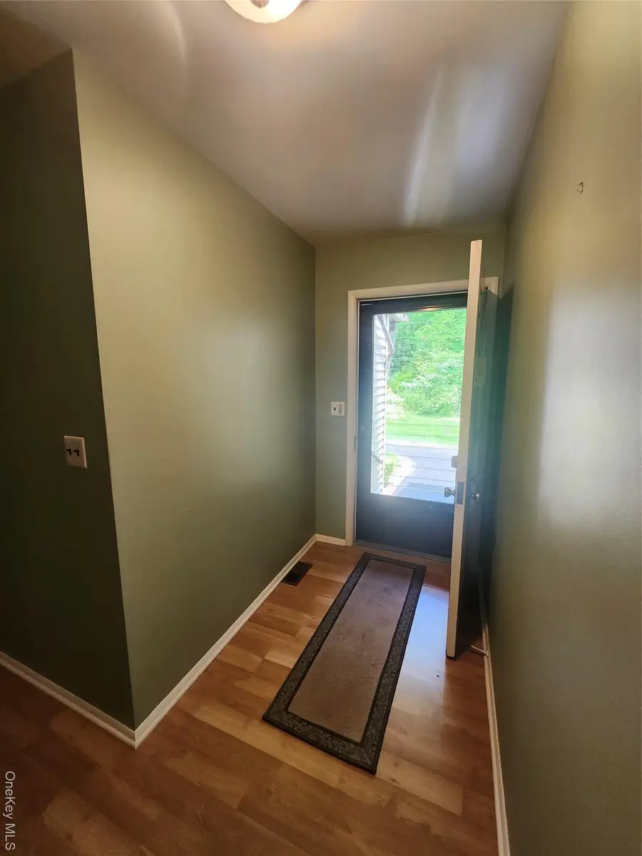 108 Village Road #B, Jefferson Valley Yorktown, NY 10598 - Image #2