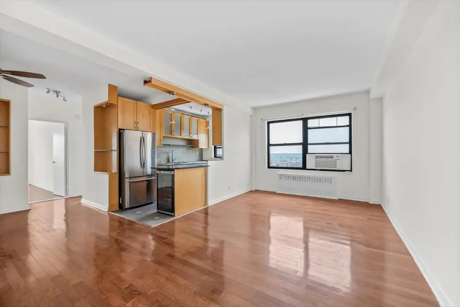 99-52 66 Road #11W, Rego Park, NY 11374 - Image #3