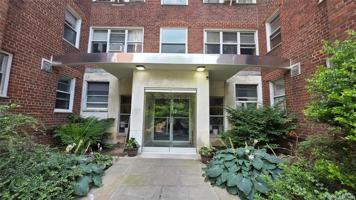 1234 Midland Avenue #1c, Bronxville, NY 10708 - Image #1