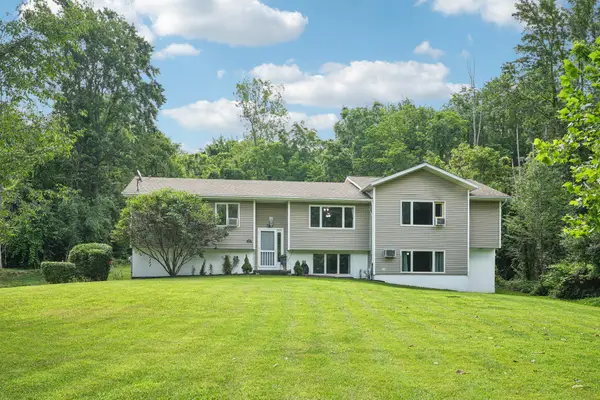 24 Wild Turkey Run, Wappingers Falls, NY 12590