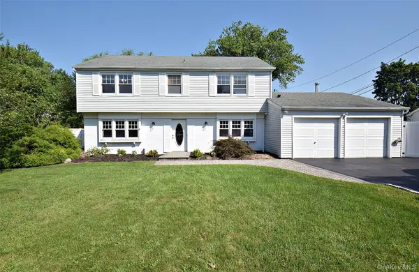 675 Hawkins Road E, Coram, NY 11727