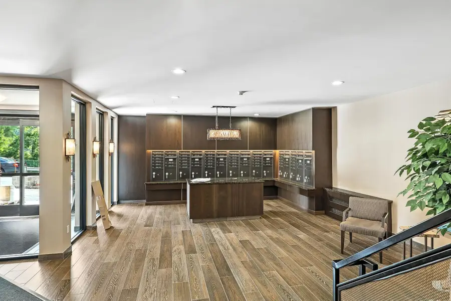 370 Central Park Avenue #3D, Scarsdale, NY 10583 - Image #3