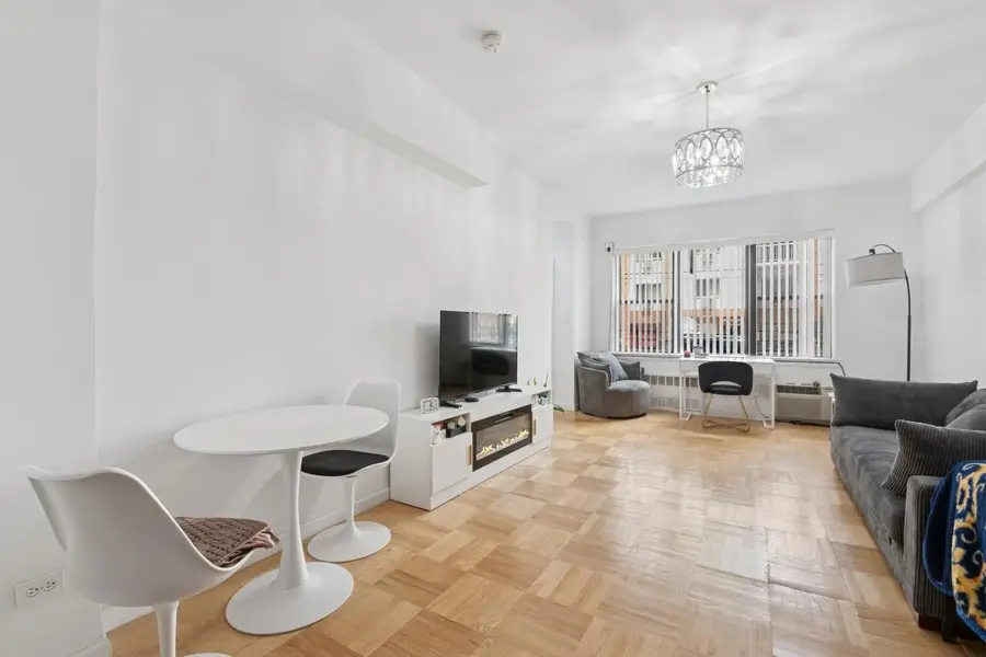 76-26 113th Street #1B, Forest Hills, NY 11375 - Image #2