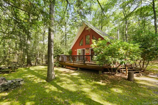 16 Canal Road, Wurtsboro, NY 12790