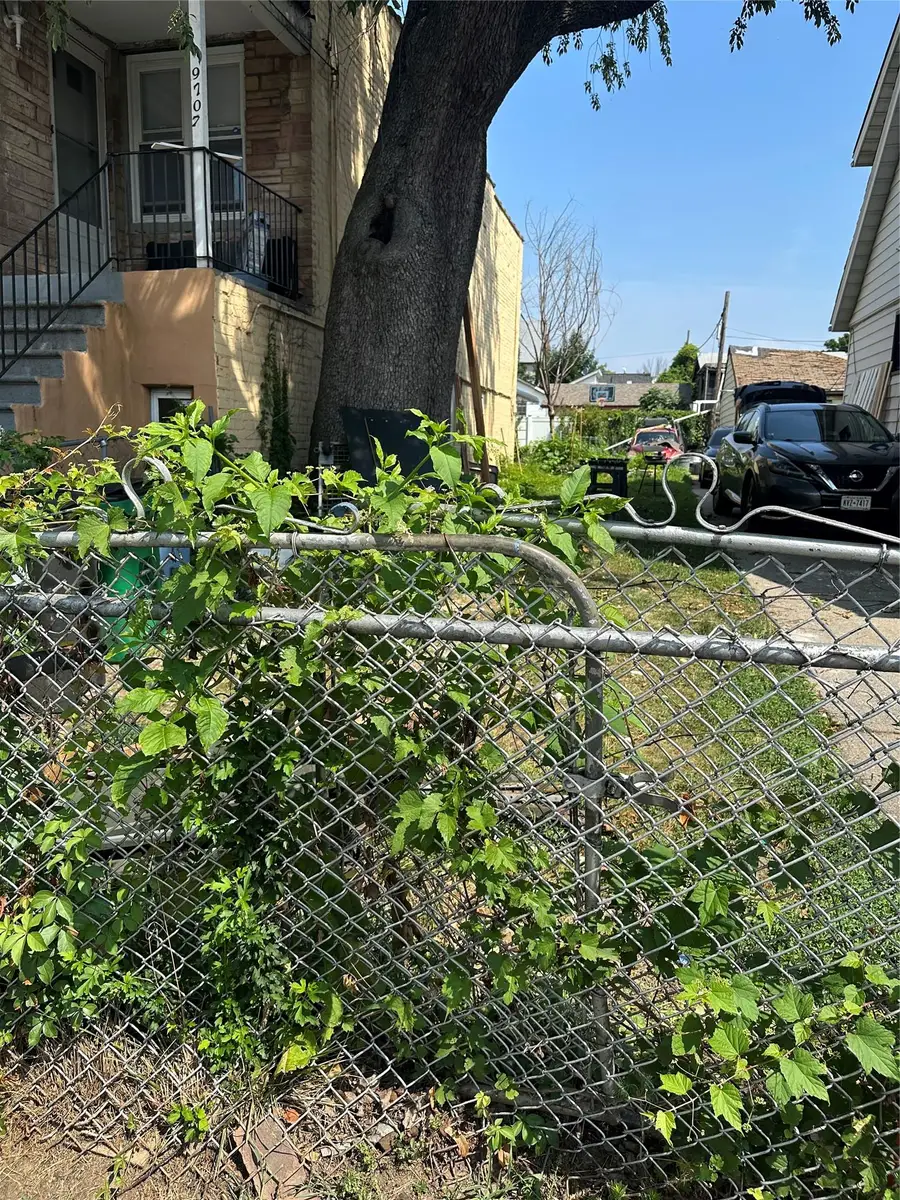 97-09 24 Avenue, East Elmhurst, NY 11369 - Image #3