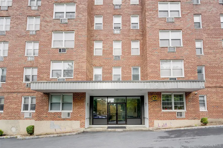 510 Midland Avenue #3L, Yonkers, NY 10704 - Image #2
