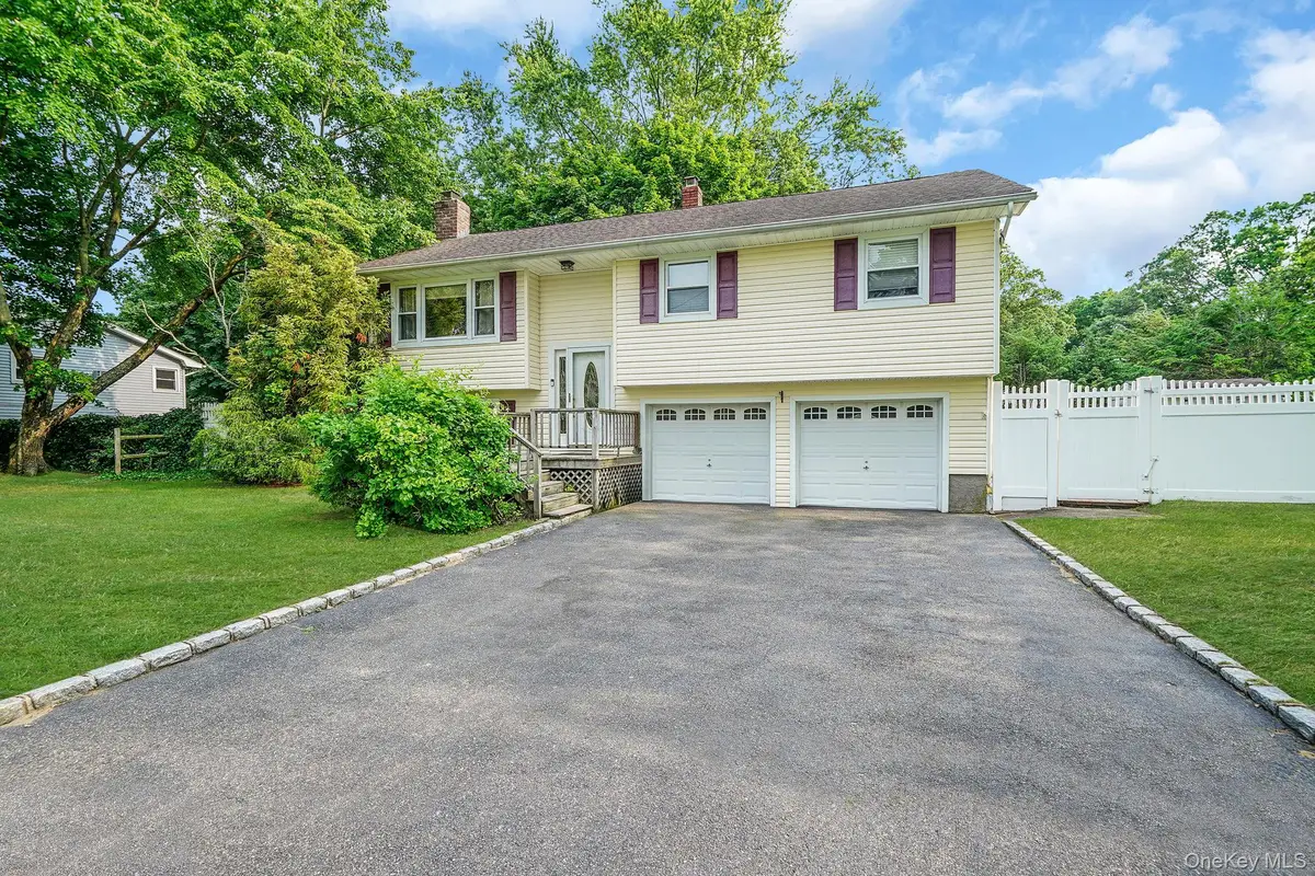 4 Margaret Drive, Nesconset, NY 11767 - Image #1