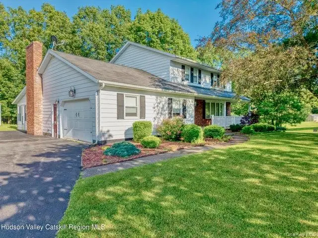 135 Hilltop Road, Saugerties, NY 12477 - Image #1