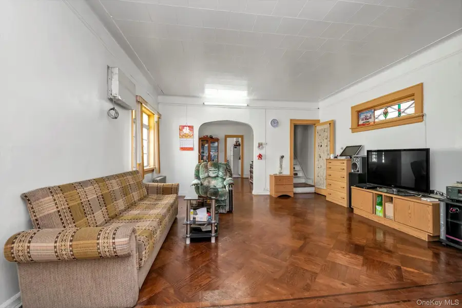 9119 82nd Street, Woodhaven, NY 11421 - Image #3