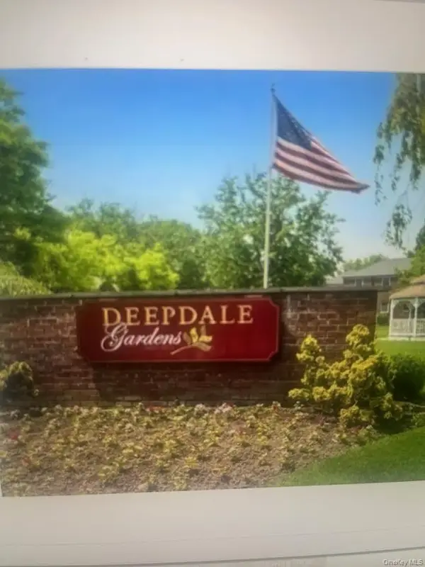 252-33 63rd Avenue #Upper Level, Little Neck, NY 11362