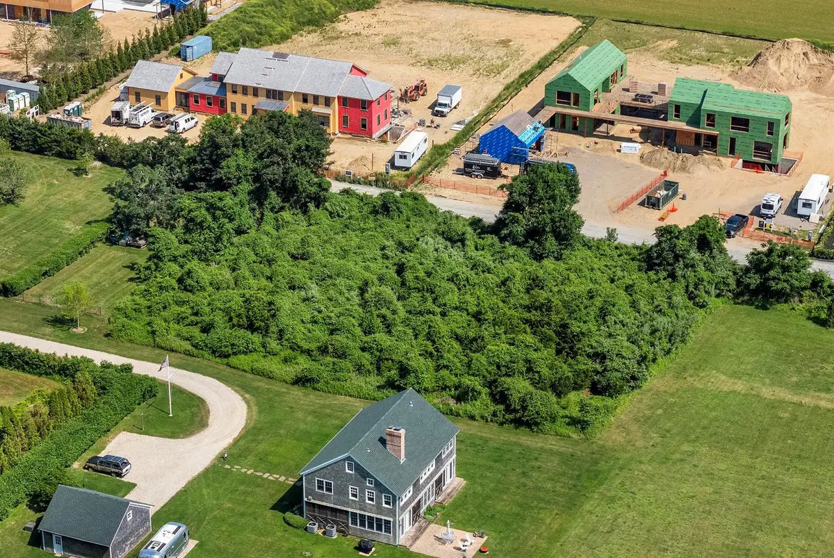 48 Sayres Path, Wainscott, NY 11975 - Image #1