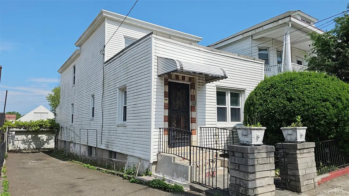 507 S 6th Avenue, Mount Vernon, NY 10550 - Image #1