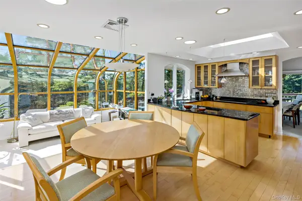 207 E Hook Road, Hopewell Junction, NY 12533