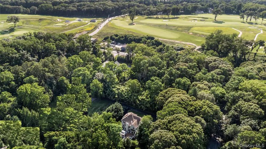 91 Bennetts Road, East Setauket, NY 11733 - #3