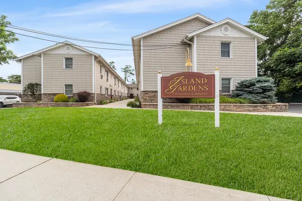 490 Main Street #A7, Farmingdale, NY 11735