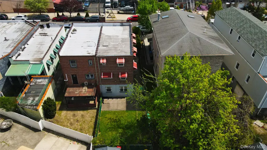 3331 Hone Avenue, Bronx, NY 10469 - Image #2