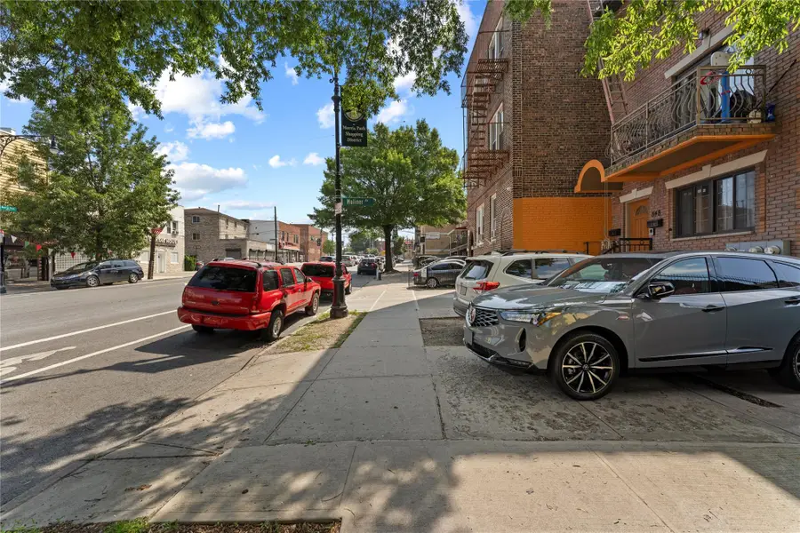 848 Morris Park Avenue, Bronx, NY 10462 - Image #2
