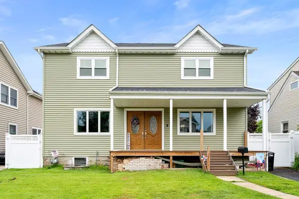 10 Airway Drive, Bellmore, NY 11710