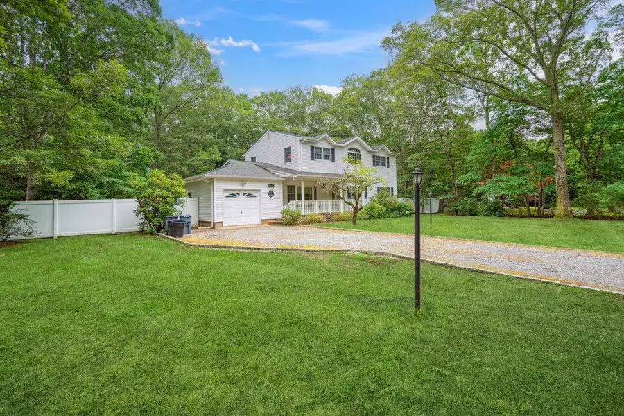 163 Miller Place Road, Miller Place, NY 11764 - Image #3