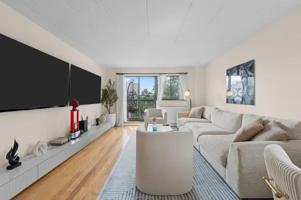 3220 Fairfield Avenue #6A, Bronx, NY 10463