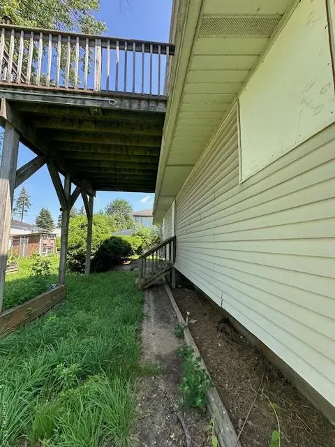 190 Burlington Avenue, Deer Park, NY 11729 - Image #2