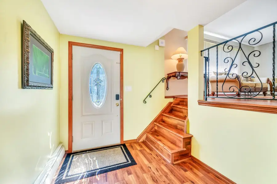 20 College Road, Selden, NY 11784 - Image #2