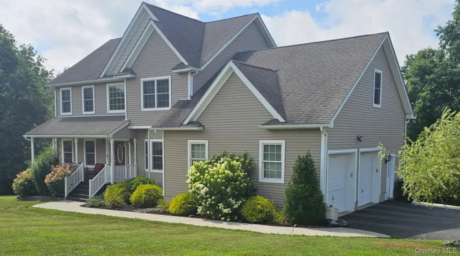 14 Sanok Drive, Campbell Hall, NY 10916 - Image #2